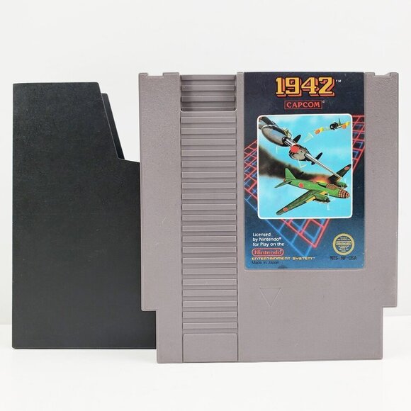1942 NES Nintendo Video Game Cart. + Sleeve Capcom Authentic Tested - Picture 1 of 12